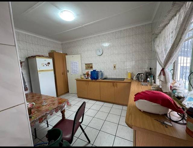 4 BEDROOM HOUSE FOR SALE IN CYRILDENE